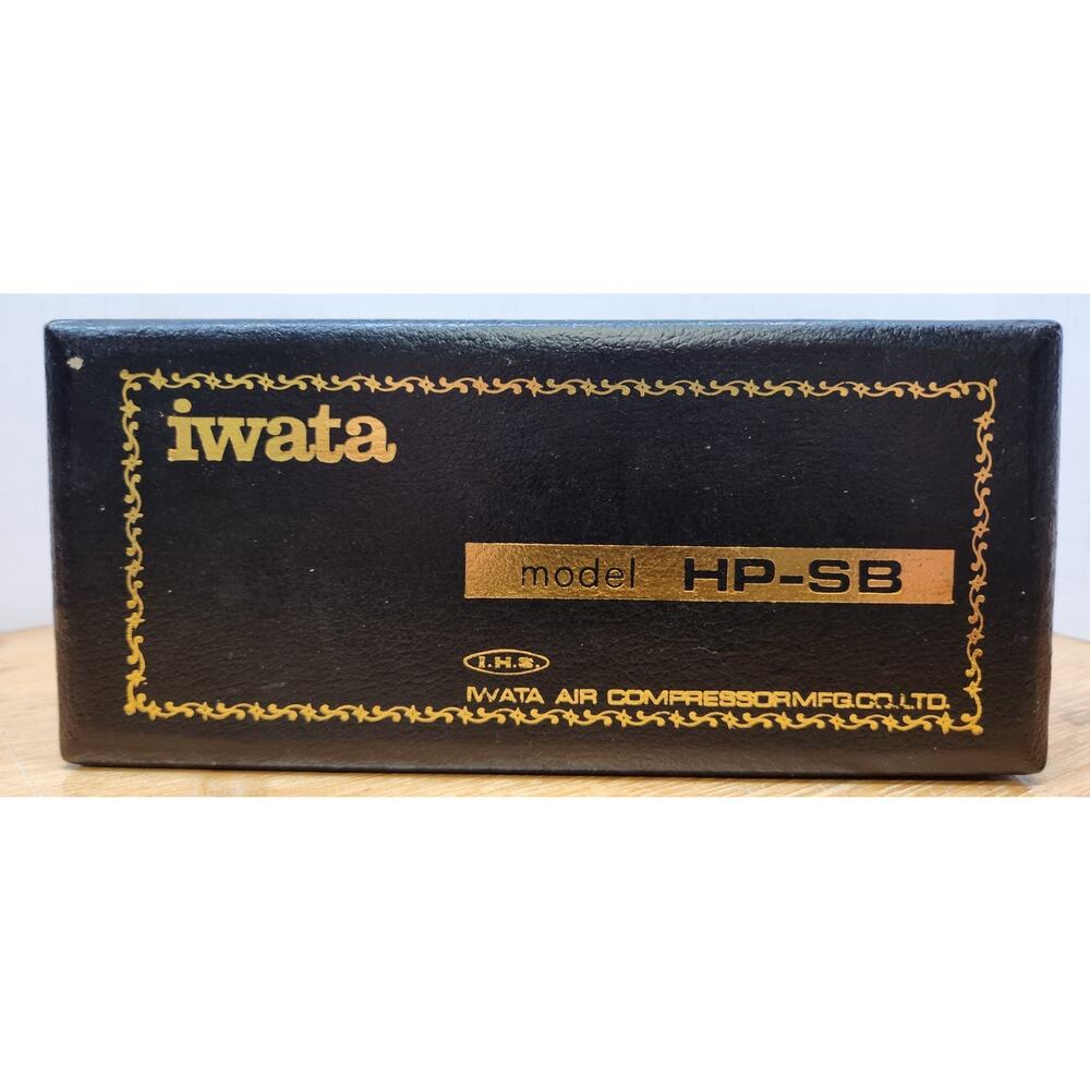 Iwata Model HP-SB Airbrush / Dual-Action For Fine Detail New Old Stock 1983